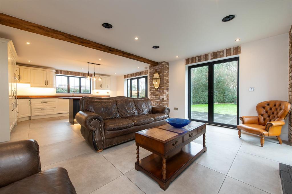 DSC 1596.jpg