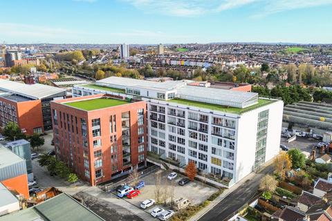 2 bedroom flat for sale, Airpoint, Skypark Road, Bedminster, Bristol