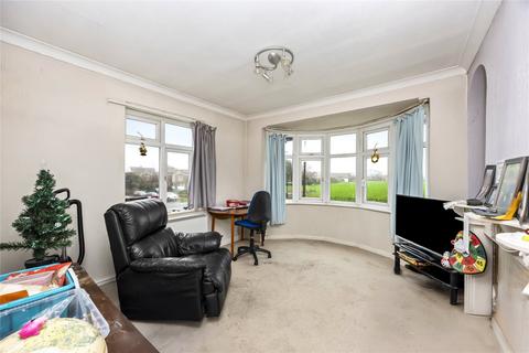2 bedroom flat for sale, Grand Avenue, Lancing, West Sussex, BN15
