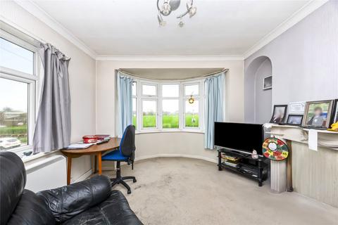 2 bedroom flat for sale, Grand Avenue, Lancing, West Sussex, BN15