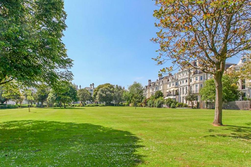 Augusta Gardens