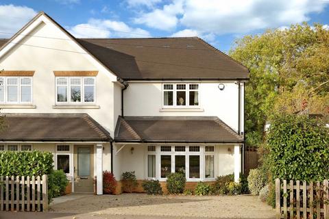 Wattleton Road, Beaconsfield, Buckinghamshire, HP9