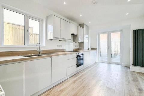 3 bedroom end of terrace house for sale, Marksbury Road, Bedminster, BS3 5LF