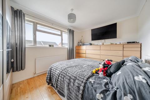2 bedroom semi-detached house for sale, Heath Way, Horsham, West Sussex