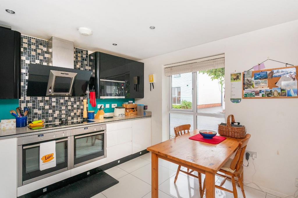 2 G8 CWCV - Kitchen B.jpg