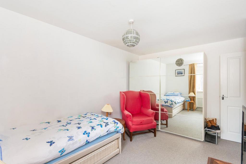2 G8 CWCV - Bedroom B.jpg