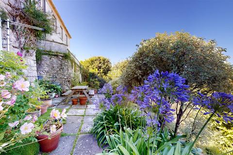 1 bedroom flat for sale, Old Hill, Portland
