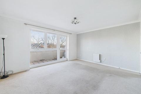 1 bedroom flat for sale, Airedale Court, Heene Road, Worthing, BN11