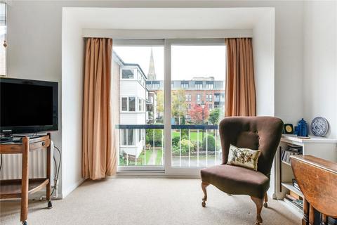 4 bedroom end of terrace house for sale, Tower Street, Chichester, West Sussex, PO19