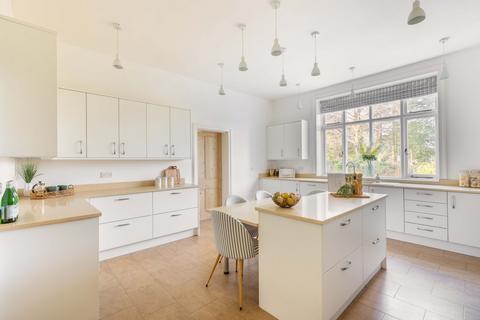 6 bedroom detached house for sale, 154 Forest Road, Tunbridge Wells, TN2
