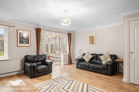 4 bedroom link detached house for sale, Ashworth Place, Harlow