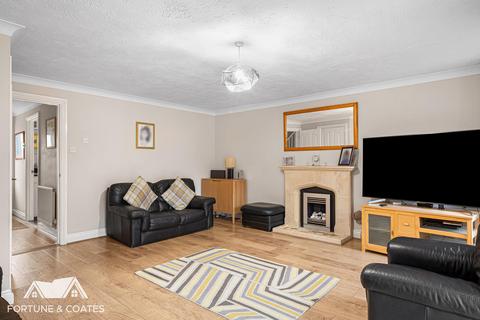4 bedroom link detached house for sale, Ashworth Place, Harlow
