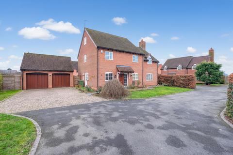 undefined, Hanbury Road, Hanbury, B60