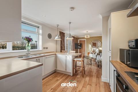 3 bedroom detached house for sale, Kidderminster Road, Bromsgrove, B61