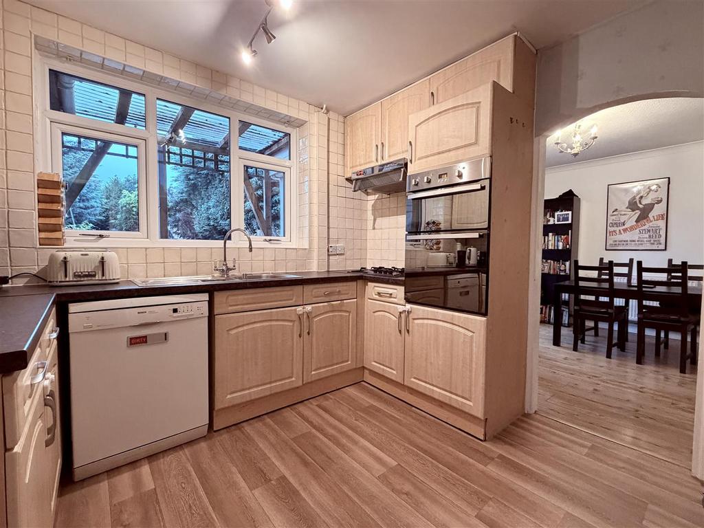 Fitted Kitchen