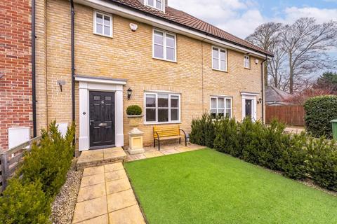 4 bedroom terraced house for sale, Lord Nelson Drive, Norwich