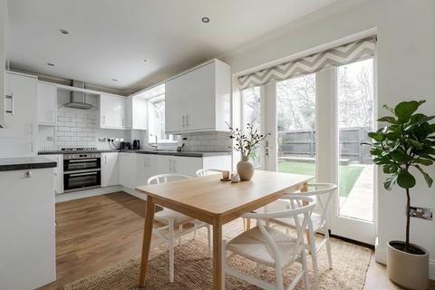 4 bedroom terraced house for sale, Lord Nelson Drive, Norwich