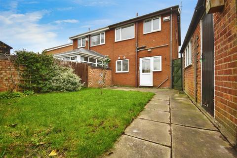 3 bedroom semi-detached house for sale, Nunburnholme Park, Hull