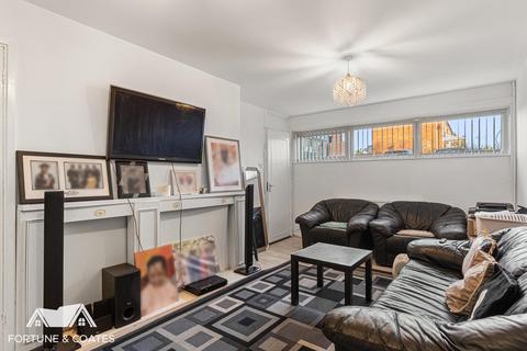 4 bedroom end of terrace house for sale, Hookfield, Harlow