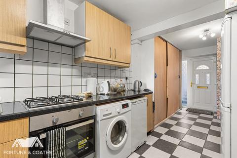 4 bedroom end of terrace house for sale, Hookfield, Harlow