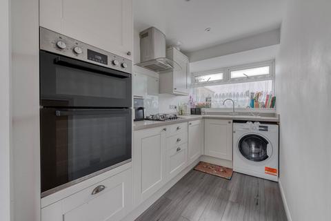3 bedroom terraced house for sale, Wadham Road, Gorleston