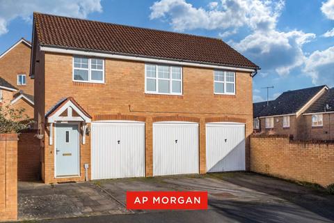 undefined, Steel Close, Bromsgrove, Worcestershire, B60