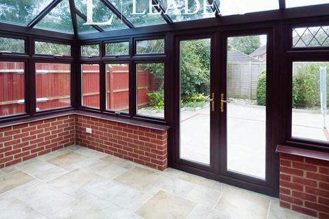 3 bedroom link detached house for sale, Larkspur Close, Littlehampton