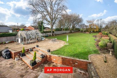 3 bedroom detached house for sale, Wood Lane, Fairfield, Bromsgrove, Worcestershire, B61