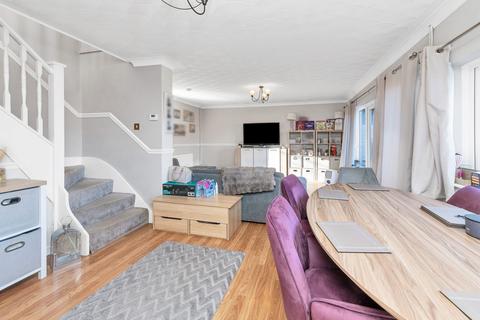 3 bedroom semi-detached house for sale, Aureole Walk, Newmarket CB8
