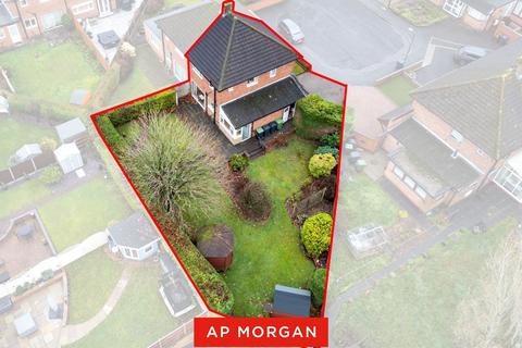 3 bedroom semi-detached house for sale, Cavendish Close, Marlbrook, Bromsgrove, Worcestershire, B60