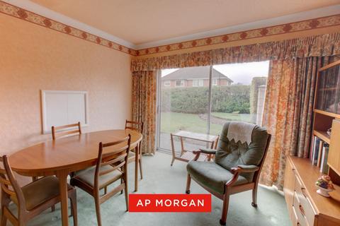 3 bedroom semi-detached house for sale, Cavendish Close, Marlbrook, Bromsgrove, Worcestershire, B60