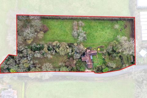 undefined, Yarnold Lane, Bournheath, Bromsgrove, Worcestershire, B61