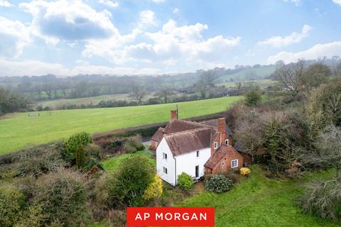 4 bedroom detached house for sale, Yarnold Lane, Bournheath, Bromsgrove, Worcestershire, B61