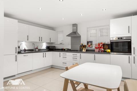4 bedroom detached house for sale, Wattle Road, Harlow