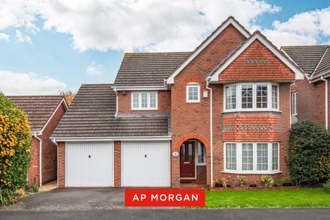 4 bedroom detached house for sale, Appletrees Crescent, Bromsgrove, Worcestershire, B61