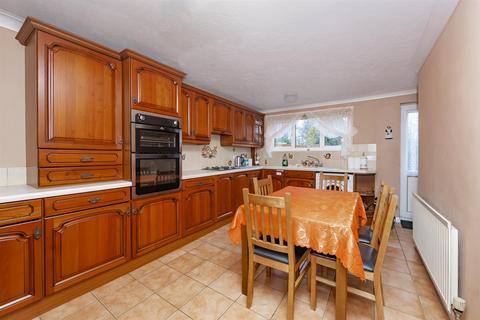 undefined, The Hoo, Harlow