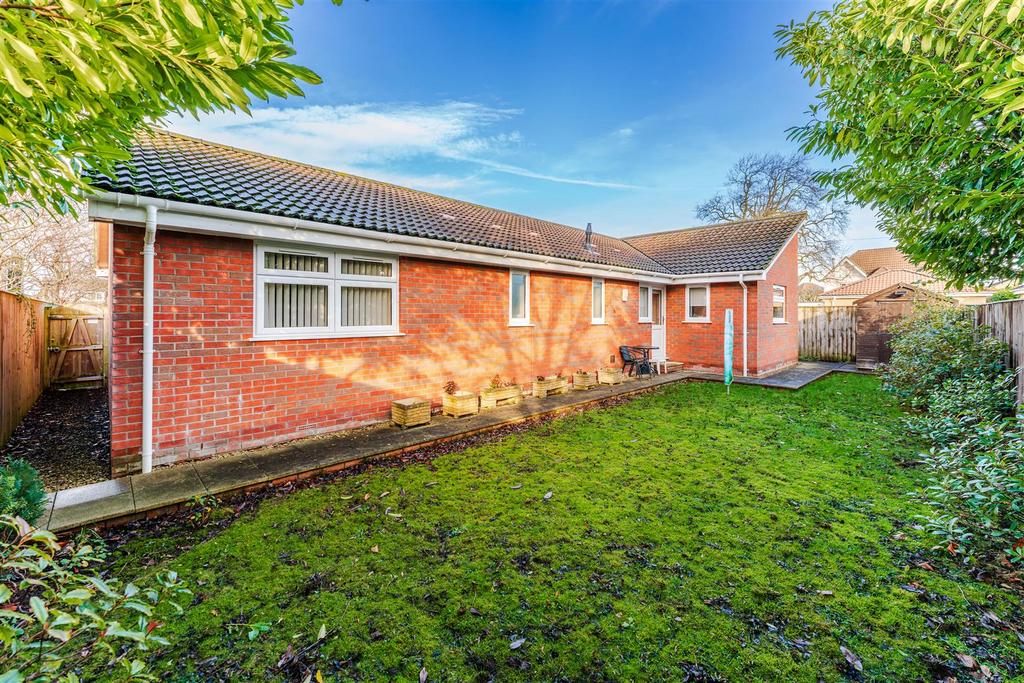 1 A Elm Close Yatton BS49 4 EL 52.jpg
