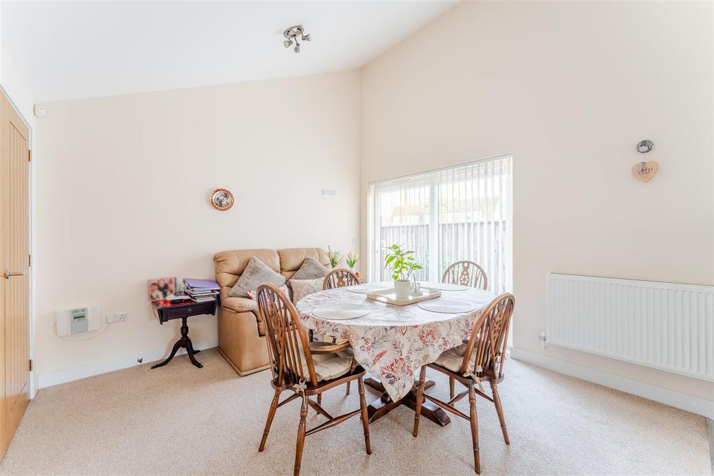 1 A Elm Close Yatton BS49 4 EL 33.jpg