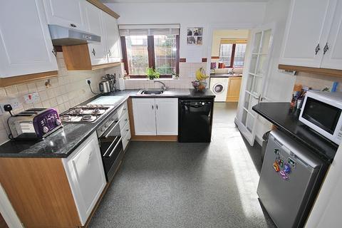 4 bedroom detached house for sale, Astwood Drive, Flitwick