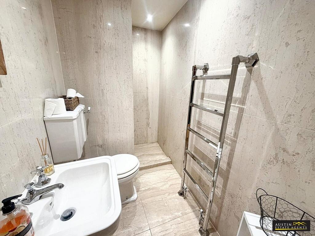 Ground Floor Shower Room