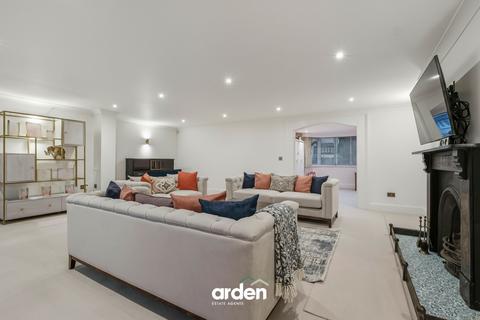 5 bedroom detached house for sale, Alcester Road, Burcot, B60