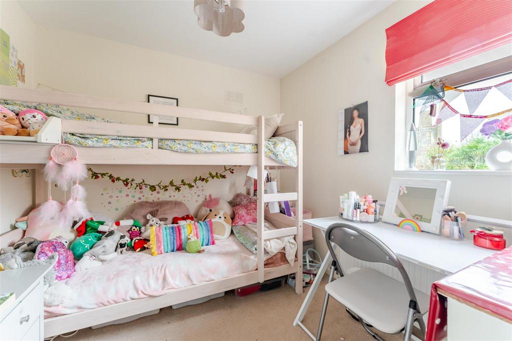 17 Court Avenue, Yatton20.jpg