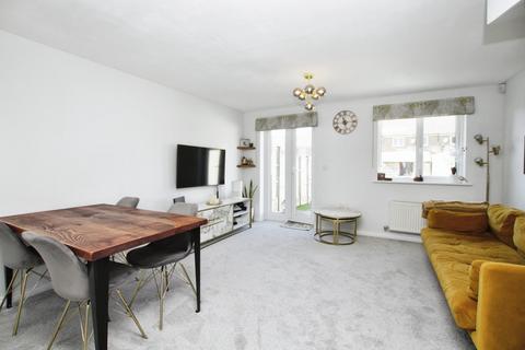 2 bedroom end of terrace house for sale, Turnham Drive, Leighton Buzzard