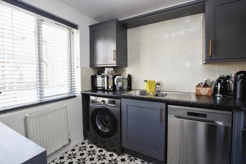 2 bedroom end of terrace house for sale, Turnham Drive, Leighton Buzzard
