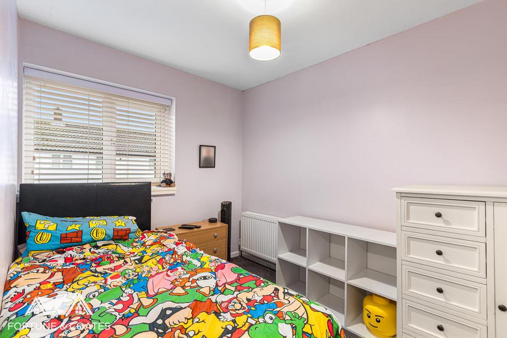 Vicarage Wood 14.jpg