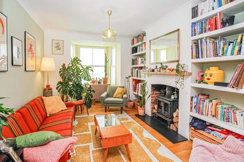 2 bedroom terraced house for sale, South Street, Leighton Buzzard