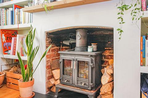 2 bedroom terraced house for sale, South Street, Leighton Buzzard