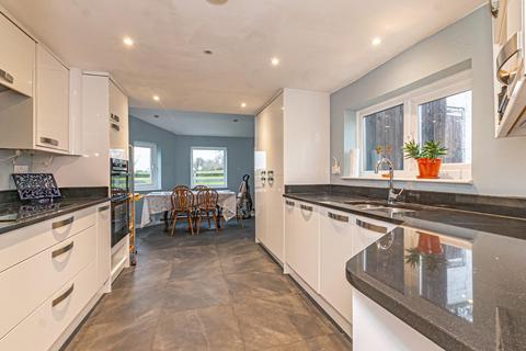 undefined, Blenheim Close, Cheddington, Leighton Buzzard