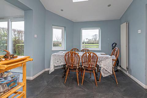 undefined, Blenheim Close, Cheddington, Leighton Buzzard