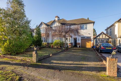 4 bedroom semi-detached house for sale - Fairway, Surrey SM5